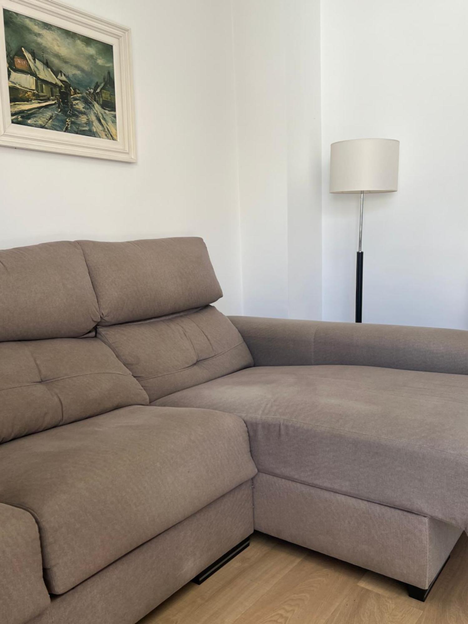 Playa Calle California, Parking Appartement